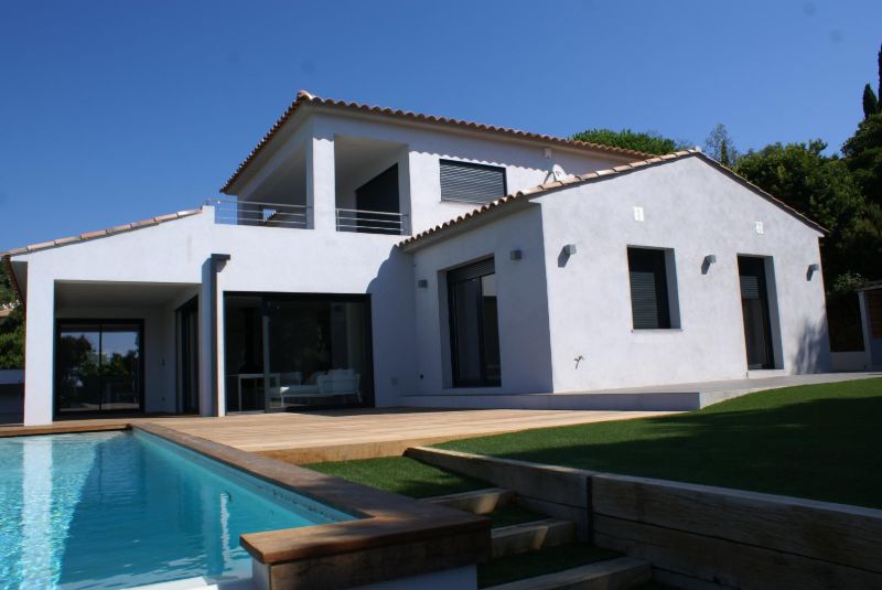 Architecture contemporaine Le golf Saint-Tropez