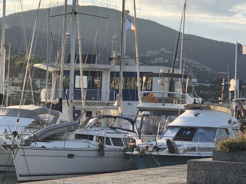 Extension de la capitainerie de Cavalaire